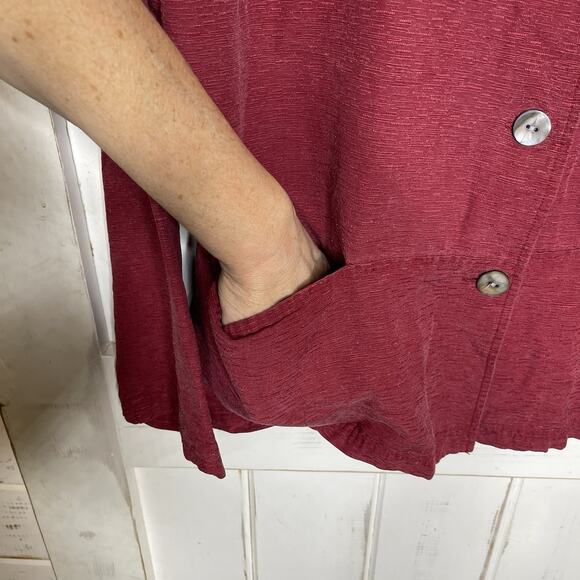 Linden Hill Red Silk Top Mother of Pearl Button Shirt Lagenlook Minimalist XL - Picture 3 of 6